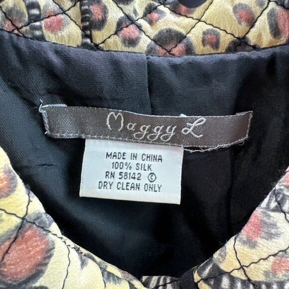 Safari Quited Jacket Womens 12 Button Up 100% Silk‎ Zebra Cheetah - Picture 2 of 8